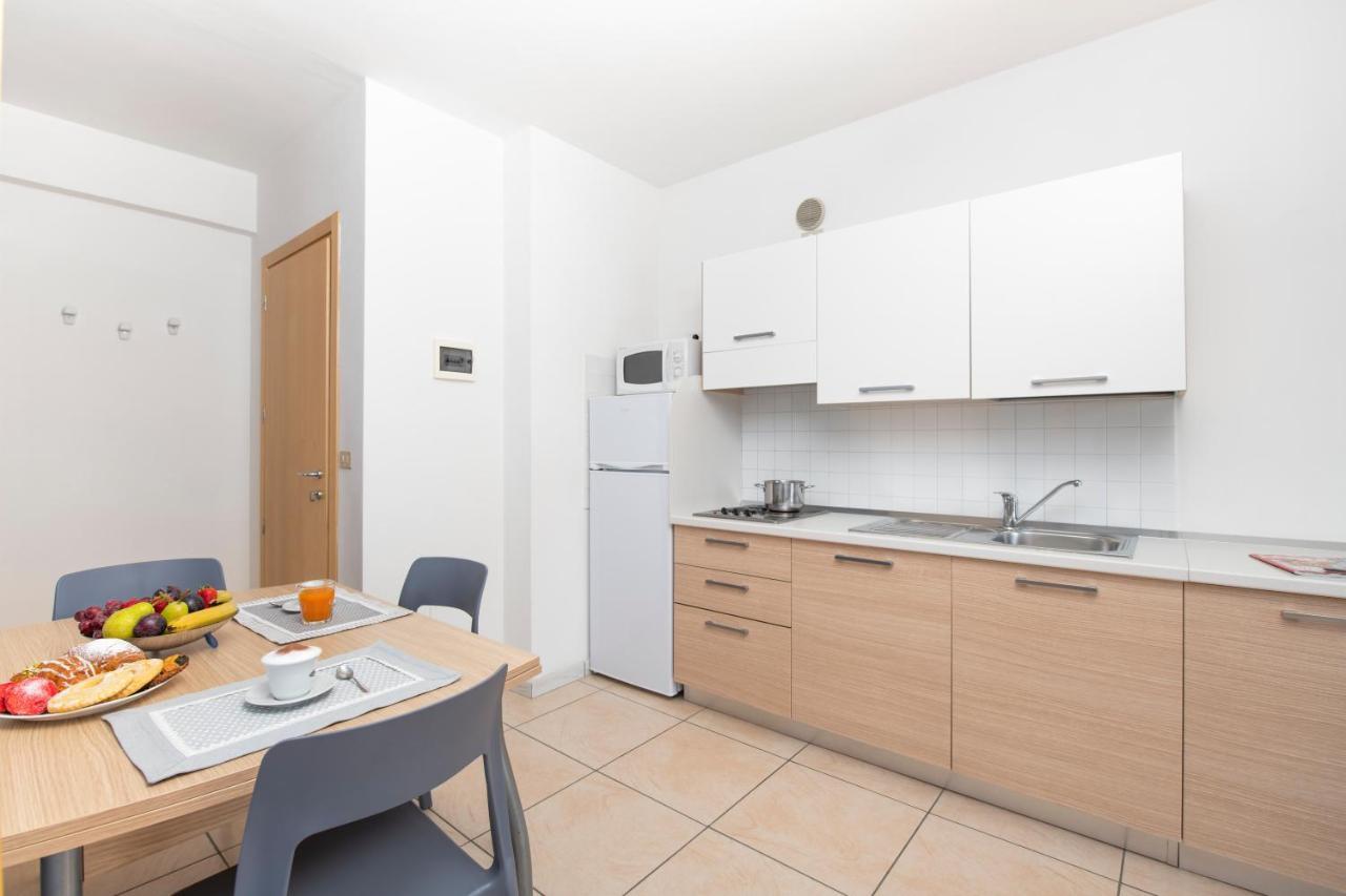 Residence Quadrifoglio Червия Екстериор снимка