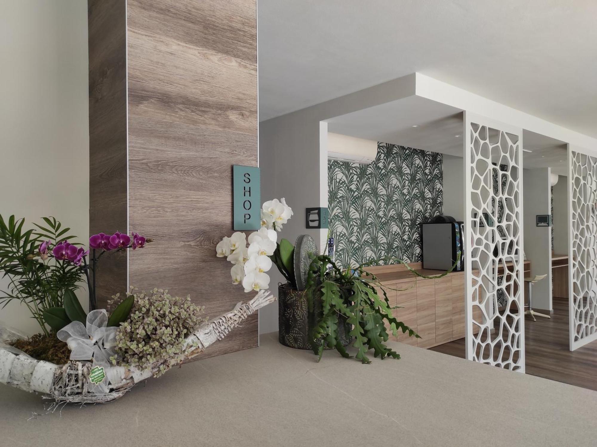 Residence Quadrifoglio Червия Екстериор снимка